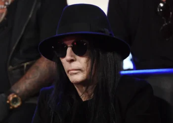 Mötley Crüe Wins Legal Battle Against Mick Mars; Guitarist Ordered to Repay $244,000