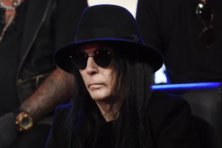 Mötley Crüe Wins Legal Battle Against Mick Mars; Guitarist Ordered to Repay $244,000